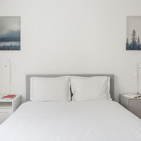 Joivy Minimalistic Apt W Patio In Principe Real Lissabon Buitenkant foto