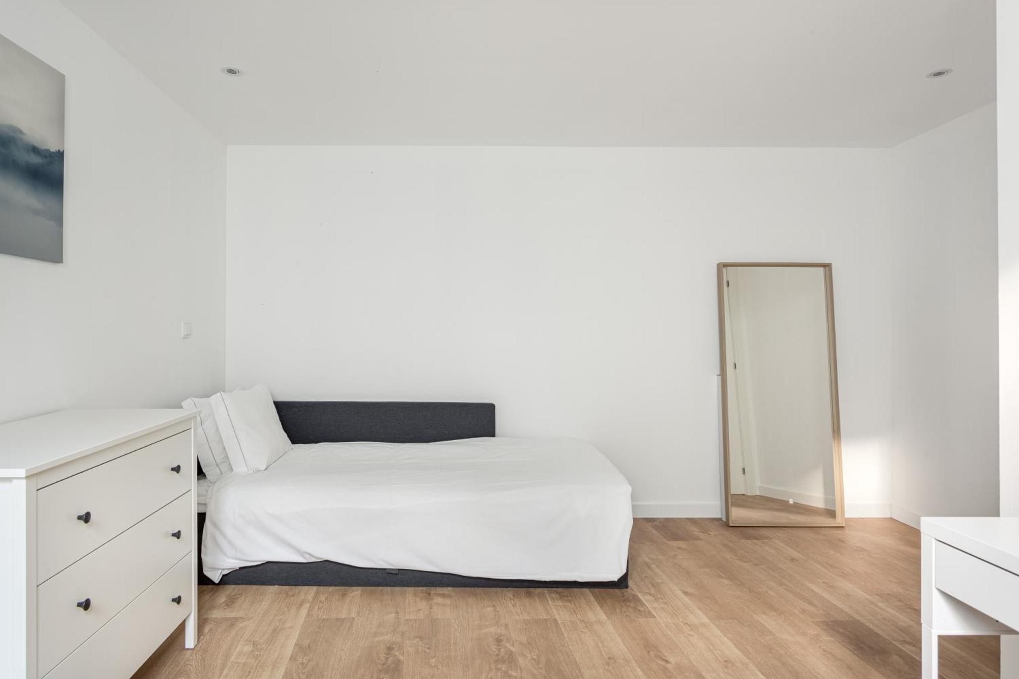 Joivy Minimalistic Apt W Patio In Principe Real Lissabon Buitenkant foto